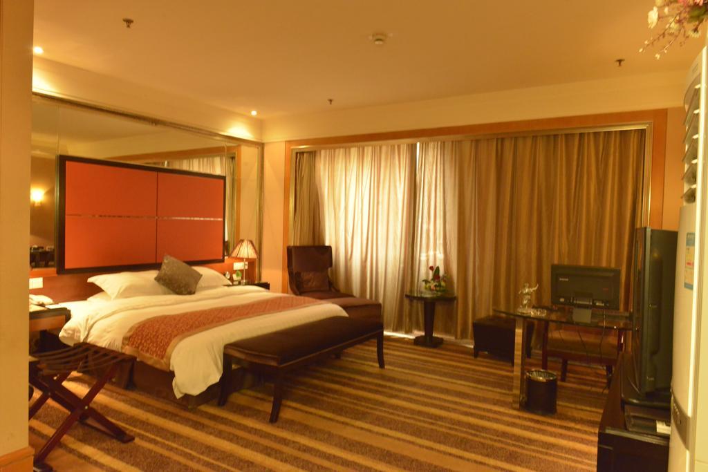 Sprot-Life Garden Hotel อู่ฮั่น ภายนอก รูปภาพ